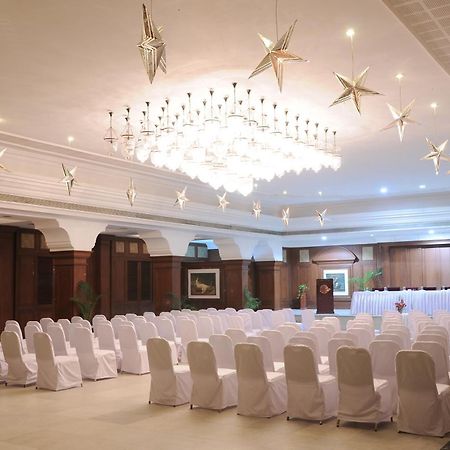 Breeze Residency Hotel Tiruchirappalli Exterior photo