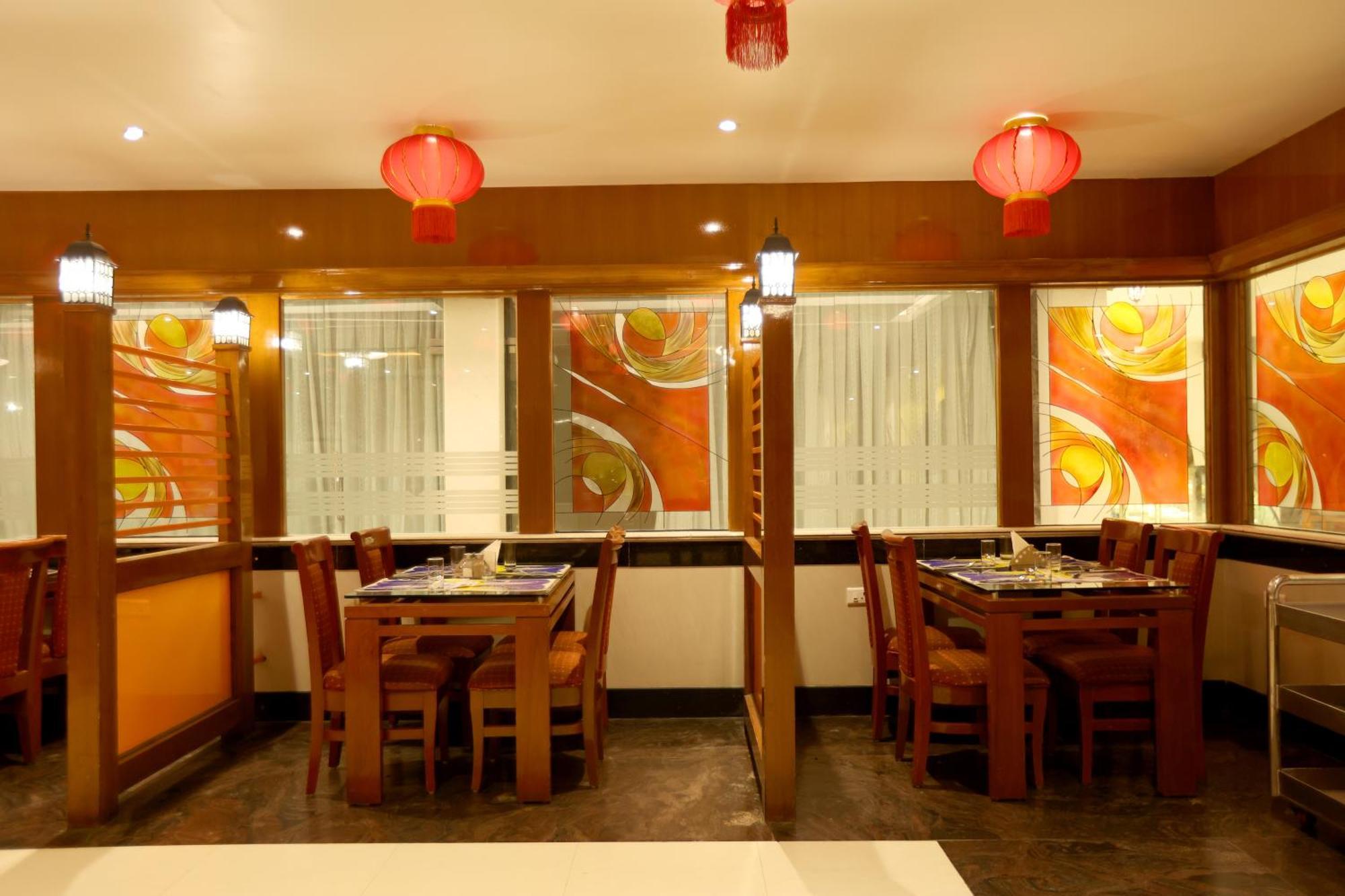 Breeze Residency Hotel Tiruchirappalli Exterior photo