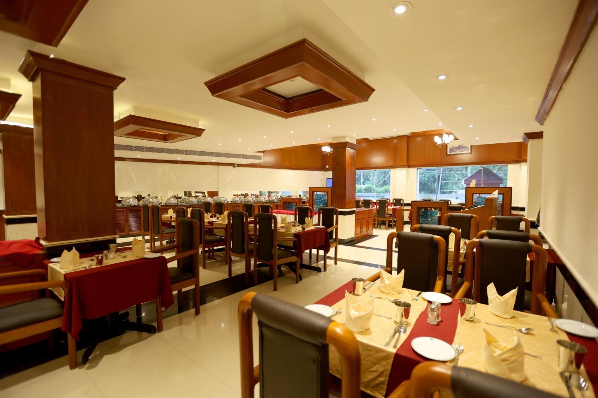Breeze Residency Hotel Tiruchirappalli Exterior photo